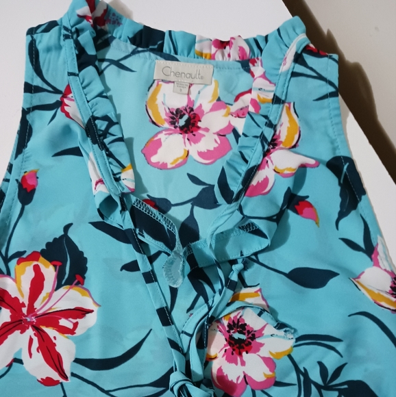 Chenault Sleeveless Top - Picture 6 of 7